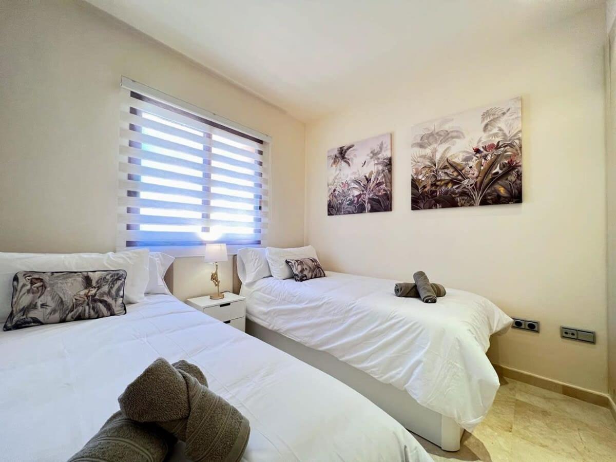 Modern 2 Bedroom Beachside Apartment Nr72 Лос Алказарес Экстерьер фото